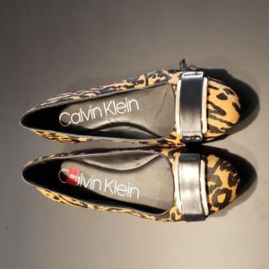 Calvin Klein leopard flats NWT